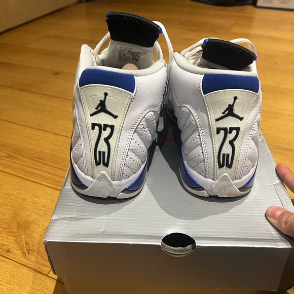 Jordan 4 hyper royal - Picture 2 of 3